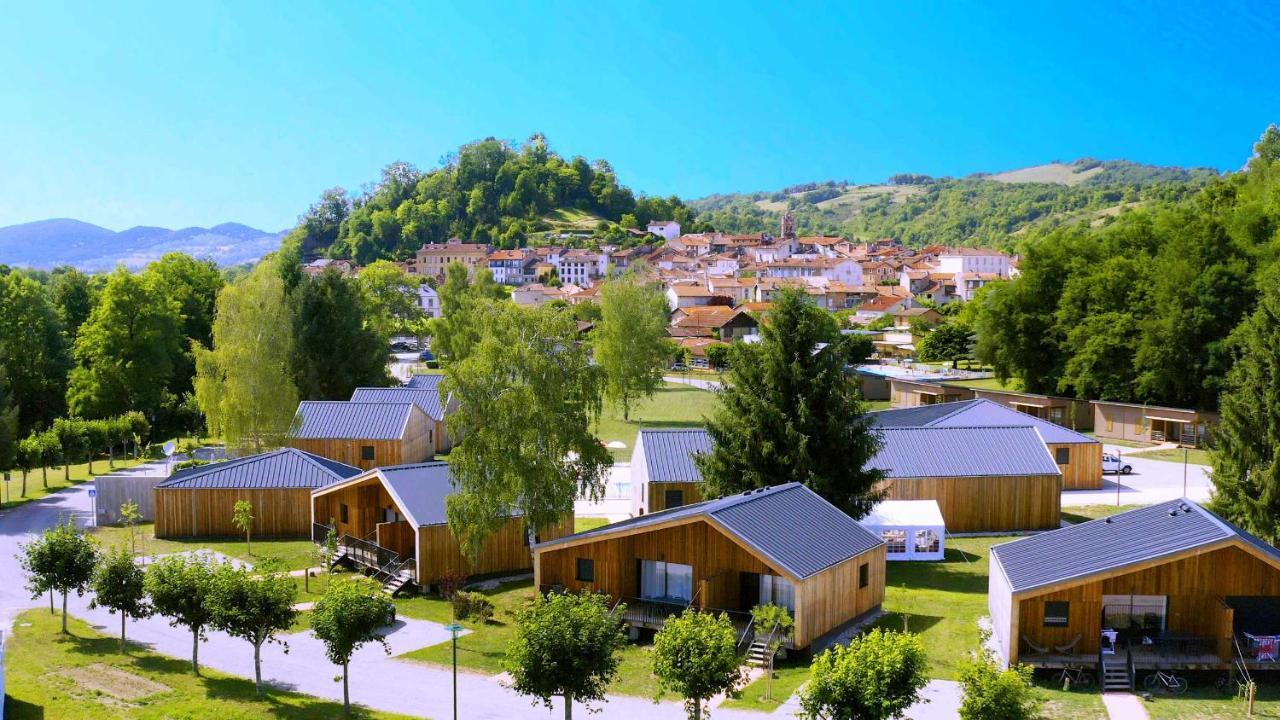 Village De Vacances Les Lambrilles 瑟鲁堡 外观 照片